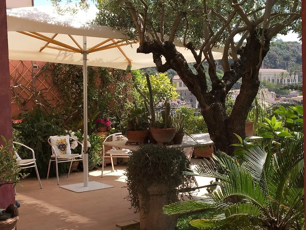 Rocca Castello B&B Taormina 0*,  Italien